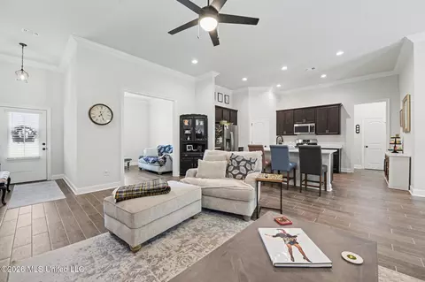 Entry Way - 15562 Soaring Loop, Gulfport, MS 39503 photo 3 of 3