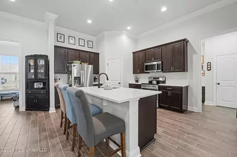 Kitchen - 15562 Soaring Loop, Gulfport, MS 39503 photo 2 of 4
