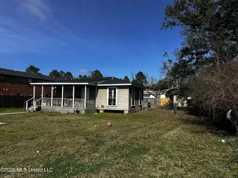 212 Lawler Ave, Long Beach, MS 39560