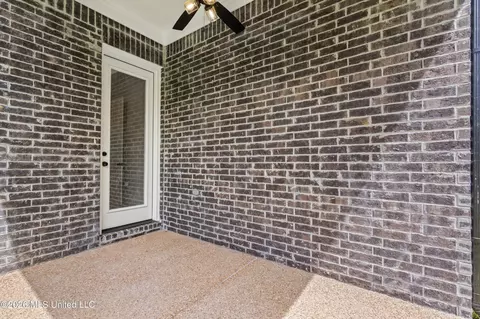 Exterior - 2567 River Ouse Dr, Hernando, MS 38632 photo 2 of 3