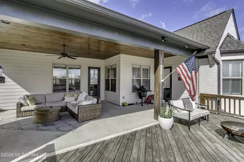 Exterior - 200 Herons Bay Cir, Madison, MS 39110 photo 8 of 12