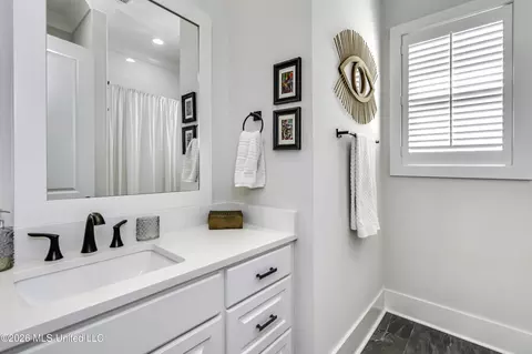Bath - 200 Herons Bay Cir, Madison, MS 39110 photo 7 of 10