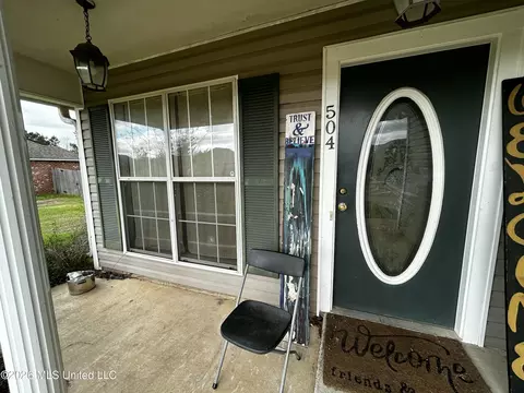 Exterior - 504 Parker Dr, Byram, MS 39272 photo 9 of 15