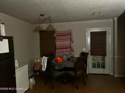 504 Parker Dr, Byram, MS 39272
