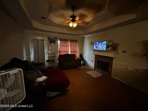 Living - 504 Parker Dr, Byram, MS 39272 photo 3 of 3