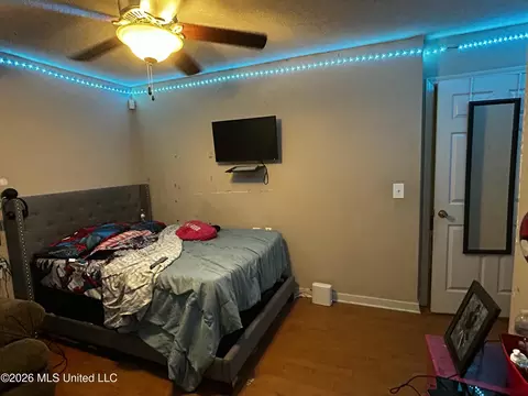 Bedroom - 504 Parker Dr, Byram, MS 39272 photo 3 of 5