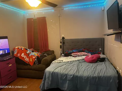 Bedroom - 504 Parker Dr, Byram, MS 39272 photo 2 of 5