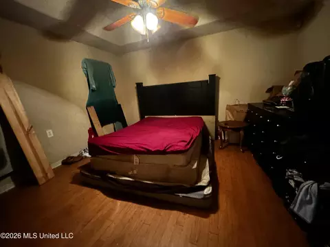 Bedroom - 504 Parker Dr, Byram, MS 39272 photo 4 of 5