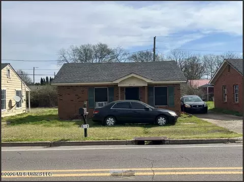 812 20th St, Columbus, MS 39701