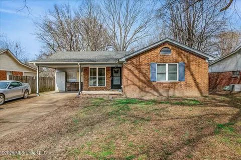 1818 Whitehead Dr, Southaven, MS 38671
