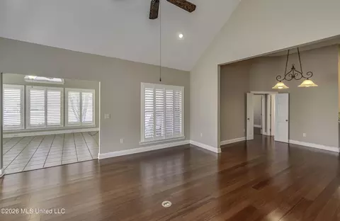 Living - 610 Independence Blvd, Flowood, MS 39232 photo 4 of 6