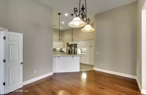 Dining - 610 Independence Blvd, Flowood, MS 39232 photo 1 of 2