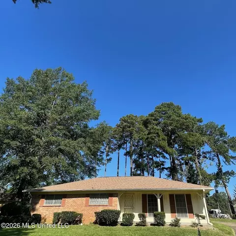 125 Wingfield Ct, Jackson, MS 39204