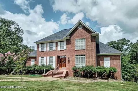 Exterior - 307 Warwick Rd, Clinton, MS 39056 photo 2 of 9