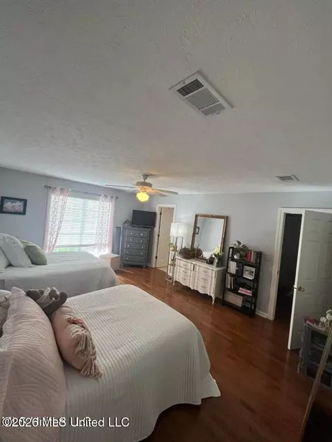 Bedroom - 307 Warwick Rd, Clinton, MS 39056 photo 10 of 11