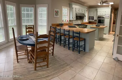 Other - 307 Warwick Rd, Clinton, MS 39056 photo 3 of 14