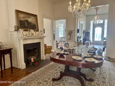 Dining - 403 N Union St, Natchez, MS 39120 photo 1 of 1