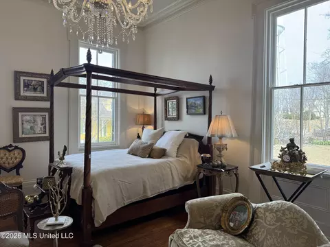 Bedroom - 403 N Union St, Natchez, MS 39120 photo 4 of 4