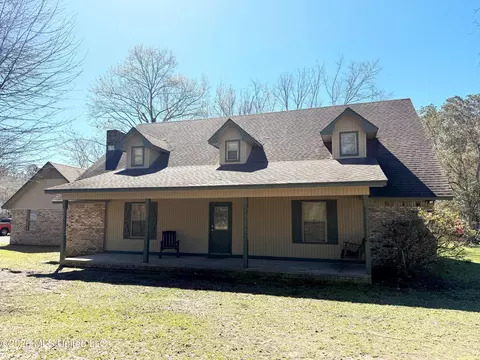 6312 Bond Hill Rd, Moss Point, MS 39562
