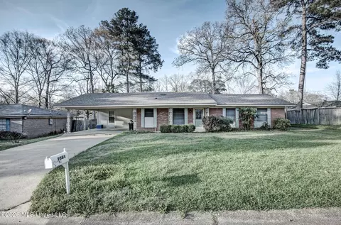 2384 Harahan Rd, Pearl, MS 39208