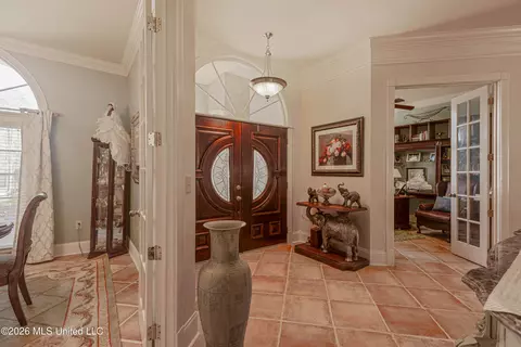 Entry Way - 122 Windsor Blvd, Brandon, MS 39042 photo 2 of 8