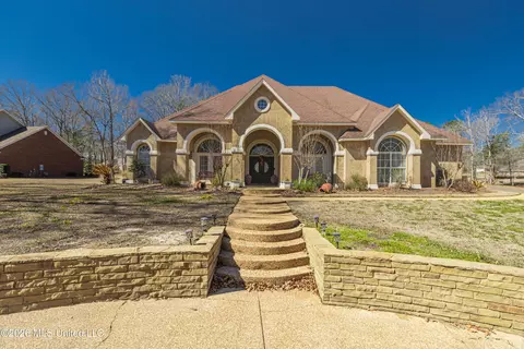 Exterior - 122 Windsor Blvd, Brandon, MS 39042 photo 5 of 20