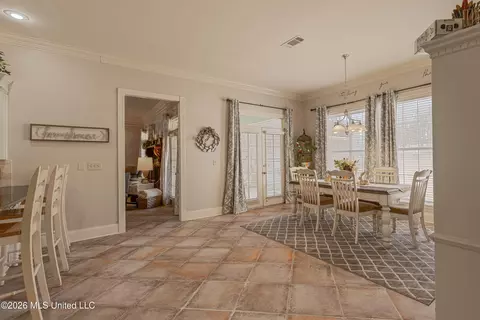 Dining - 122 Windsor Blvd, Brandon, MS 39042 photo 5 of 5