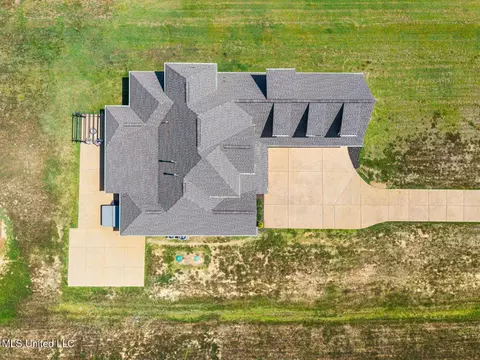 View/Area - 2008 Slocum Rd, Hernando, MS 38632 photo 2 of 3