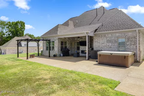 Exterior - 2008 Slocum Rd, Hernando, MS 38632 photo 7 of 9