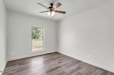 Bedroom - 123 Mamie Cir, Picayune, MS 39466 photo 2 of 2