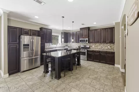 Kitchen - 1122 Eagle Ridge Rd, Summit, MS 39666 photo 1 of 2