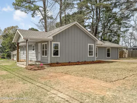Other - 128 Sinclair St, Mccomb, MS 39648 photo 2 of 7