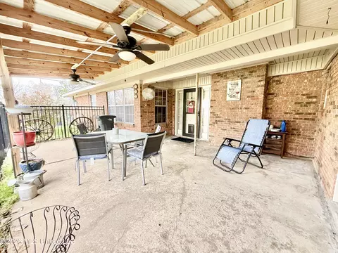 Exterior - 1068 E Gallman Rd, Hazlehurst, MS 39083 photo 14 of 18