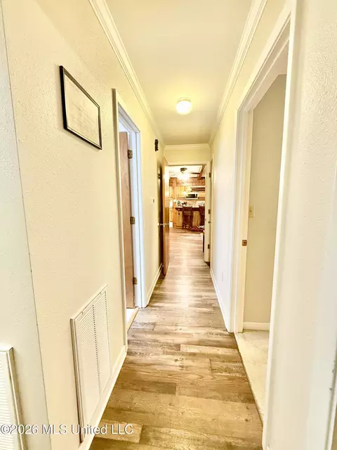 Entry Way - 1068 E Gallman Rd, Hazlehurst, MS 39083 photo 3 of 3