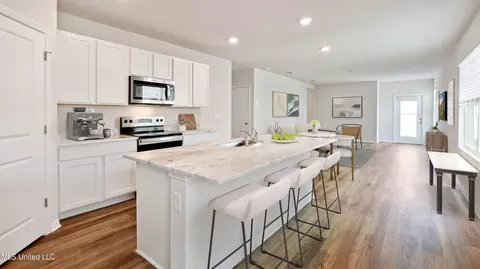 Kitchen - 43 Sealy Dr, Byhalia, MS 38611 photo 1 of 2