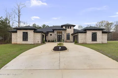 125 Breckenridge Dr, Brandon, MS 39042