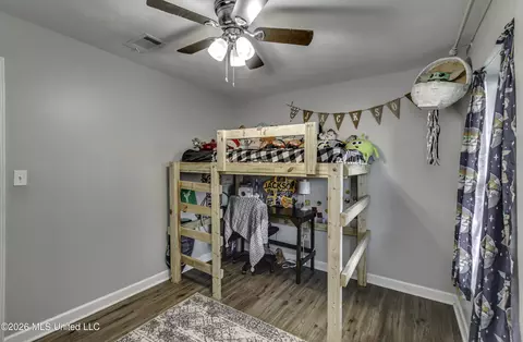 Bedroom - 150 Mckay Ln, Brandon, MS 39042 photo 3 of 12