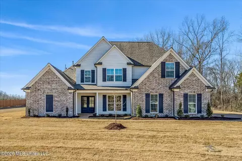 2033 Gracie Rd, Hernando, MS 38632