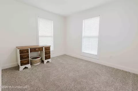 Bedroom - 1758 Highway 471, Brandon, MS 39047 photo 4 of 5