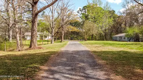 Exterior - 1758 Highway 471, Brandon, MS 39047 photo 10 of 13