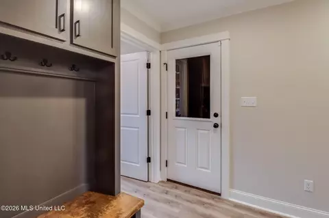 Entry Way - 6 Stephens Ln, Sumrall, MS 39482 photo 1 of 1