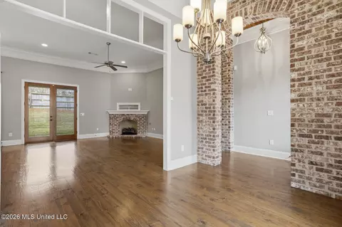Living - 107 Speers Valley Rd, Brandon, MS 39042 photo 1 of 5