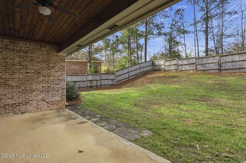 Exterior - 107 Speers Valley Rd, Brandon, MS 39042 photo 4 of 5