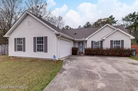 11389 Jessica Dr, Gulfport, MS 39503