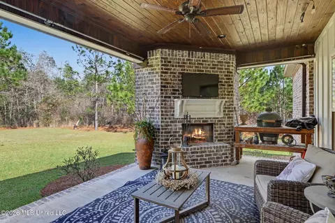 Exterior - 1252 Noel Eubanks Rd, Lucedale, MS 39452 photo 4 of 9