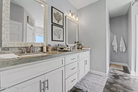 Bath - 1252 Noel Eubanks Rd, Lucedale, MS 39452 photo 1 of 6