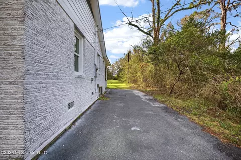 Exterior - 211 Depot Rd, Lucedale, MS 39452 photo 7 of 9