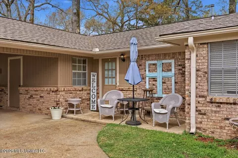 69 Summit Ridge Dr, Brandon, MS 39042 photo 3