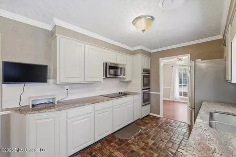 69 Summit Ridge Dr, Brandon, MS 39042 photo 14