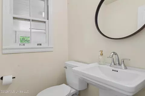 Bath - 400 Manila St, Lucedale, MS 39452 photo 1 of 6